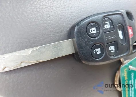 2013 Honda Odyssey Touring/Touring Elite from USA, damaged, VIN 5FNRL5H99DB051745